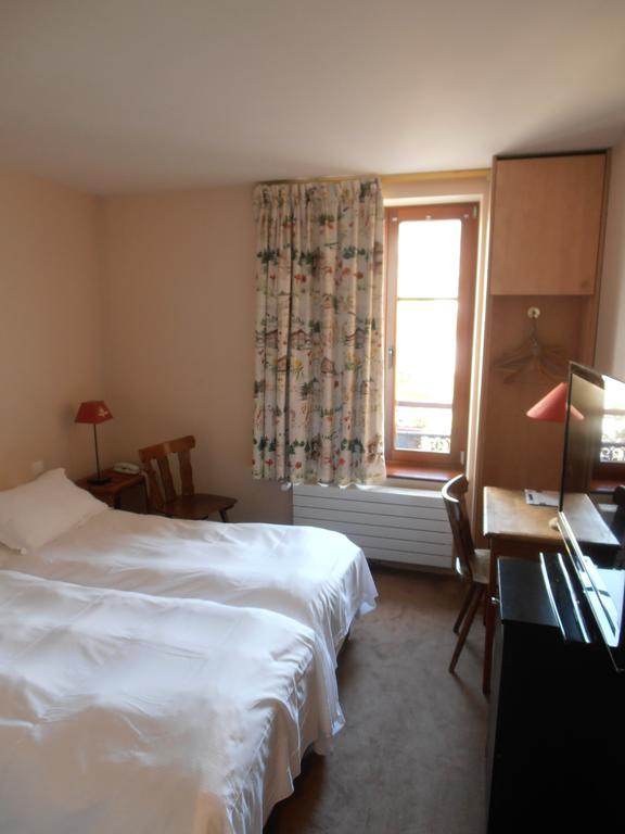 Hotel Les Cigognes Abreschviller Pokój zdjęcie